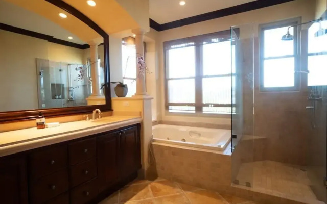 CR Luxury Bella Vista 7A 3 Bdrm