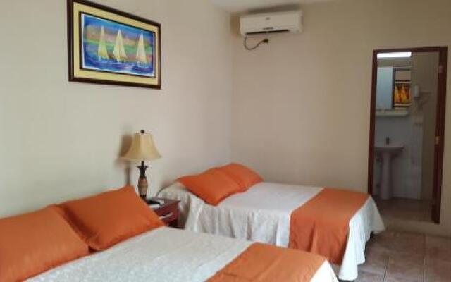 Hotel Amira