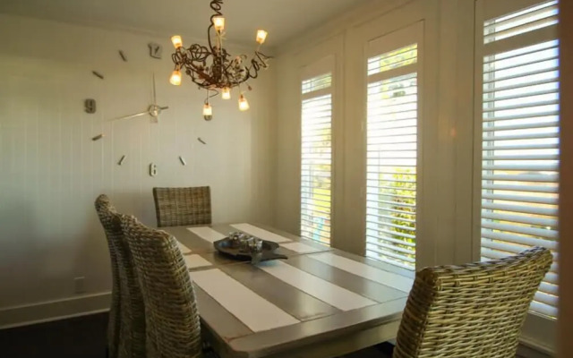 141 Capt John Fripp Villa