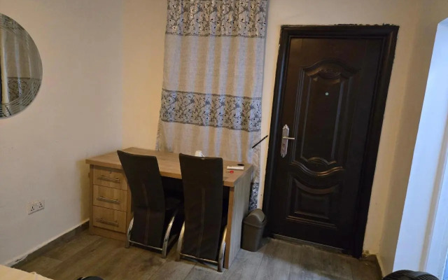 Yets Apartments & Suites