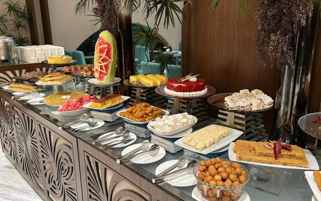 Violet Al Shisha Hotel