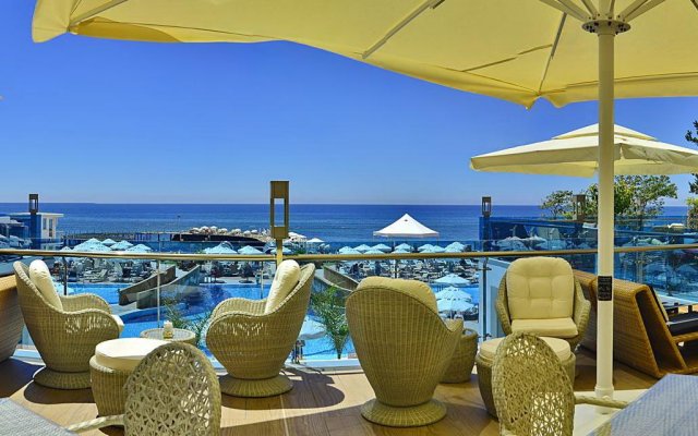 Azura Deluxe Resort & Spa - Ultra All Inclusive