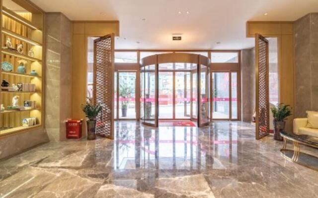 Youcheng Oriental Hotel (Huqiu Subway Station)