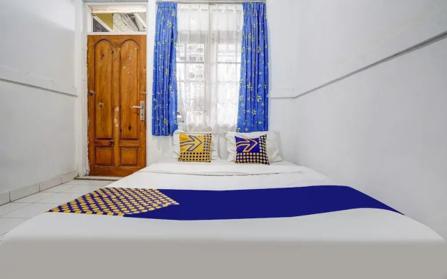 OYO Homes 90914 Eco Tourism Desa Cipada Bukit Senyum Homestay Syariah
