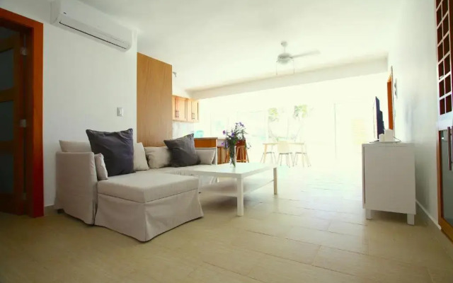 Residnecial Mananero Beach Apartment
