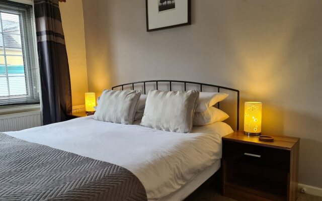 The Lamb and Flag Inn