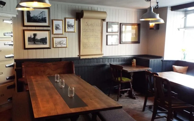 The Plume of Feathers