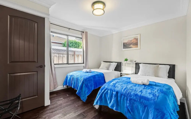 SJ Downtown 5 BR Stunning House