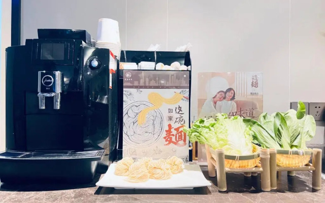 Homeinn Selected Hotel (Shanghai Hongqiao Gubei Yaohong Road Subway Station)