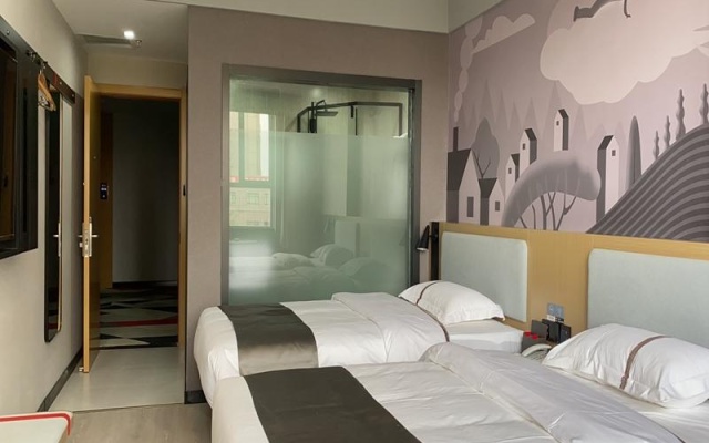 Thank Inn Xinjiang Bazhou Korla City Jianguo Bei Road – Guest Rooms – Korla