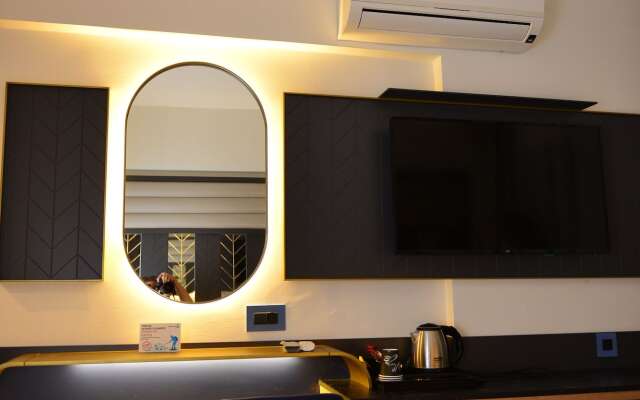 Oasis Otel