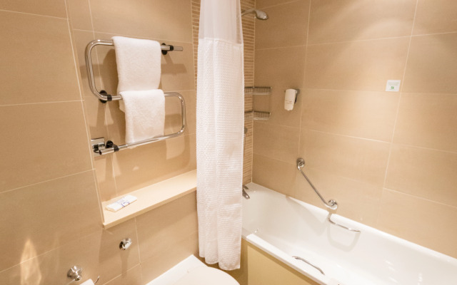 Holiday Inn NEWPORT by IHG