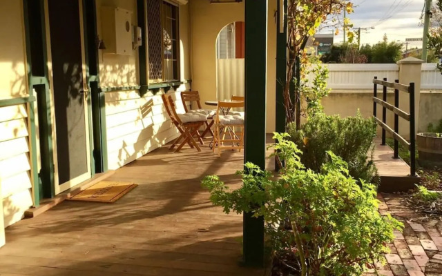 South Freo Bungalow The Hidden sanctuary with Spa Bath