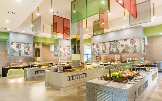 Hotel Riu Emerald Bay - All Inclusive