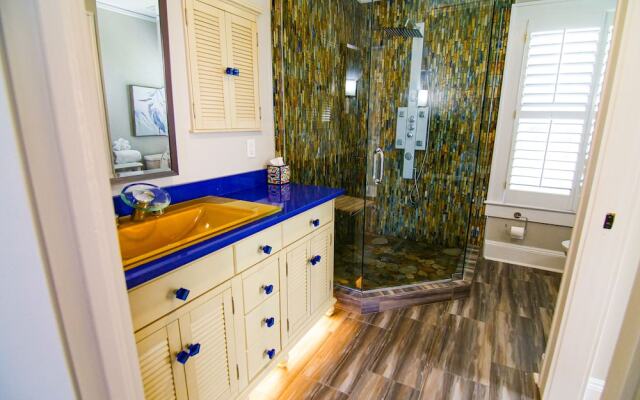 The Capitol Inn Tallahassee