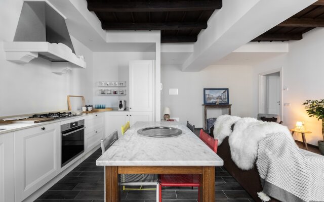 Filippo Juvara 6 by Holiday Solutions