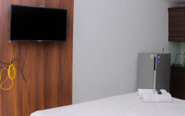 Great Location Studio Room At Patraland Urbano Apartment