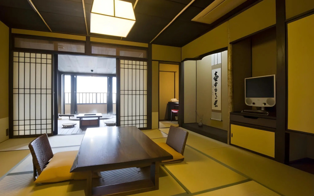 Oyado Uchiyama – Guest Rooms – Ito