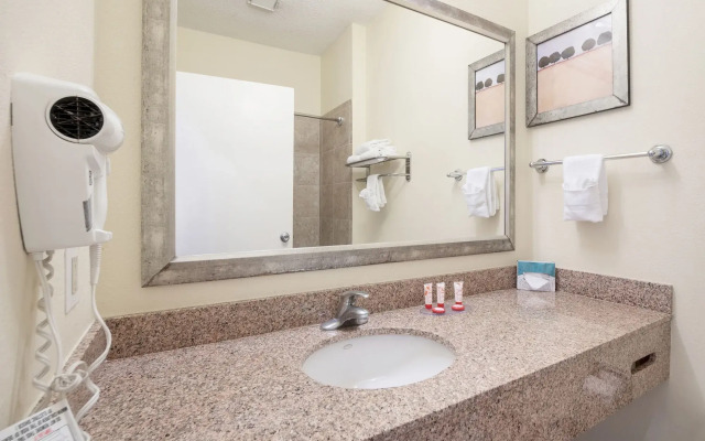 Townhouse Houston North Freeway