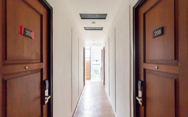 RedDoorz Plus near ICE BSD 2