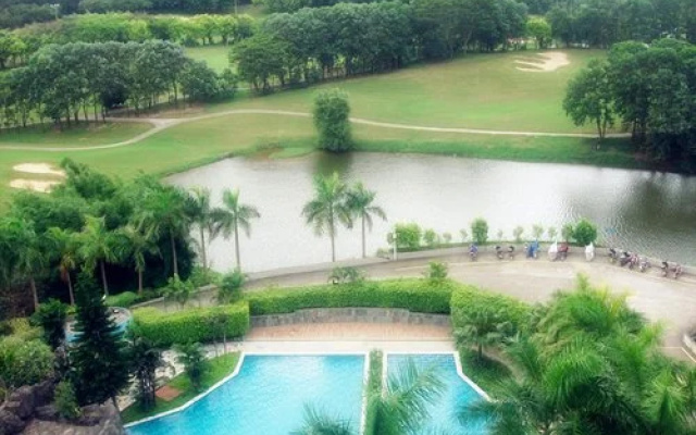 Huizhou Tangquan Golf Club - 4 Nights, Guangdong Province, China