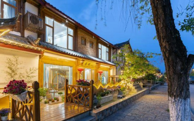 Lijiang Yijing Inn