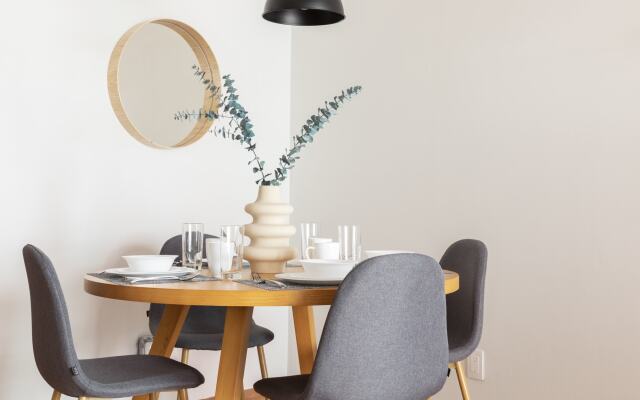 Capitalia Great for Home Office