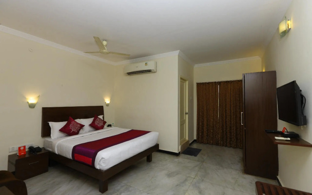 OYO Flagship 470 near US Consulate