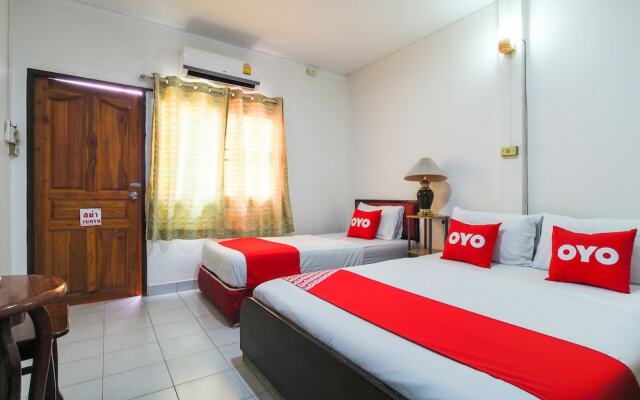 OYO 654 Samanmit Inn Hotel