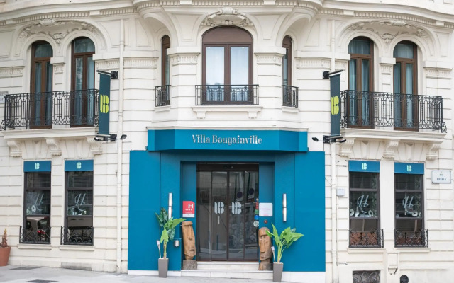 Villa Bougainville by Happyculture