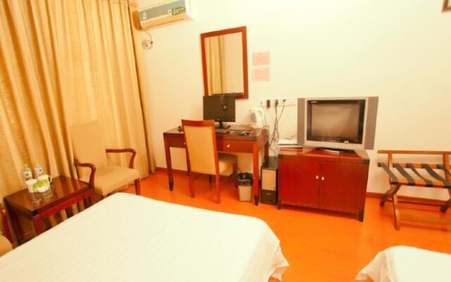 GreenTree Alliance Nanjing HanzhonGMEn Subway Station Hotel