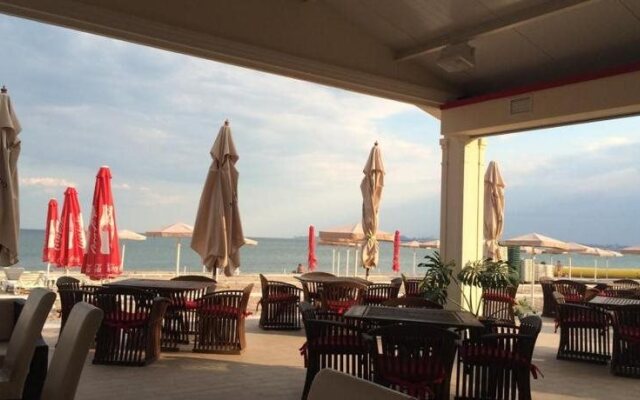 Malibu Beach Complex