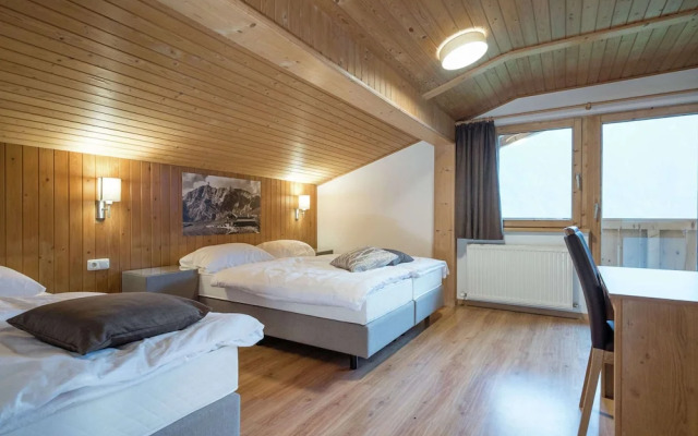 Large Luxury Chalet near Ski Area Zillerarena Königsleiten