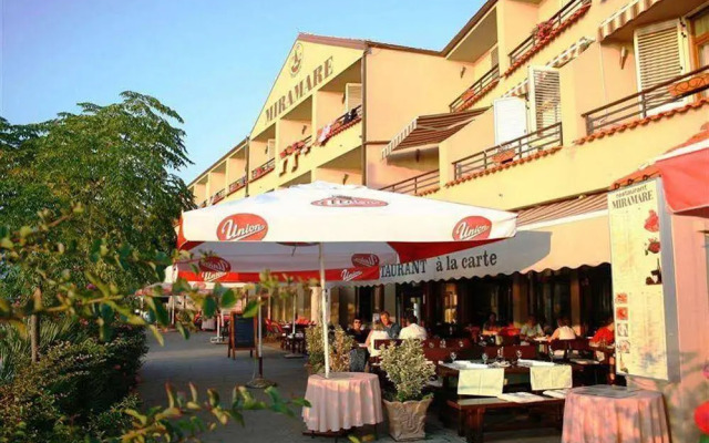Hotel Miramare Njivice