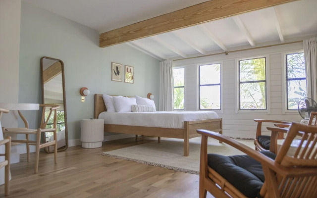 The Grandview Collection - Newark