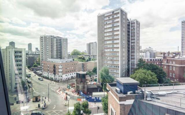 Modern 2 Bedroom Flat in Zone 1