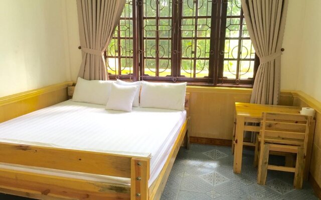 Buffalo Pub and Hostel