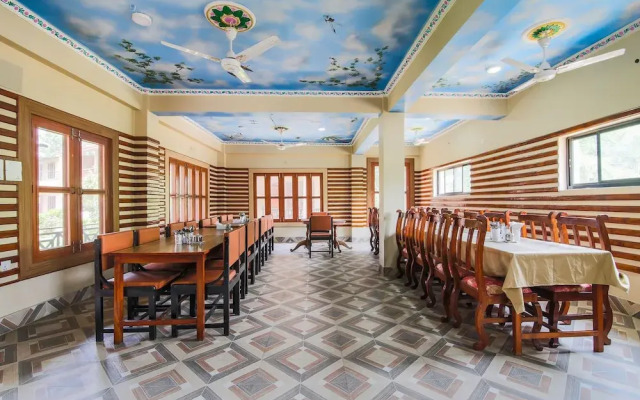 Oyo 379 Holiday Resort