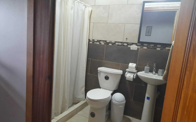 Alisson Hotel & Restaurant