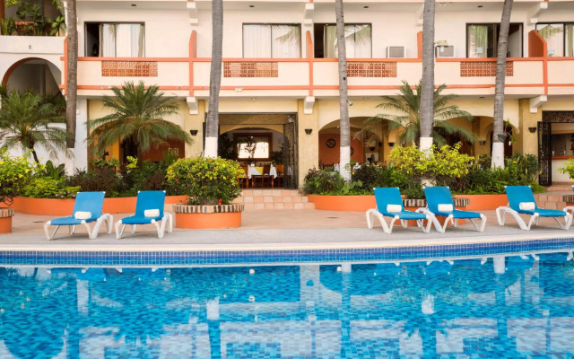 El Pescador Hotel