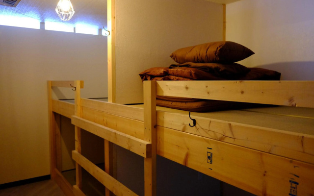 Guest House Asahikawa Ride - Hostel – Guest Rooms – Asahikawa