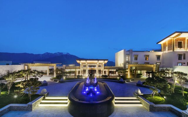 Banyan Tree Jiuzhaigou