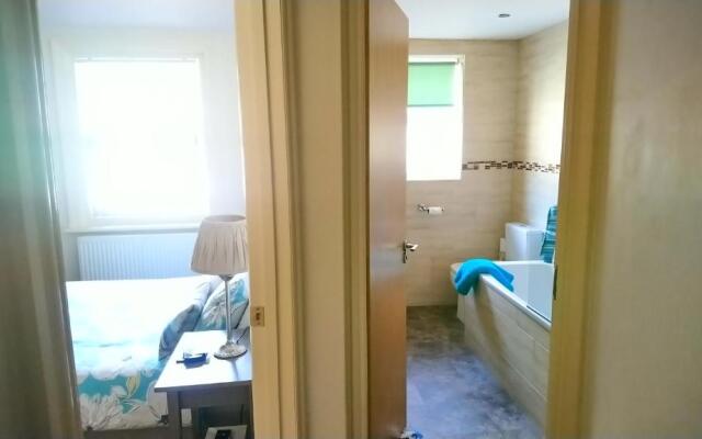 Apartment 20, The Moorings