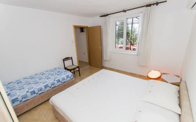 Miljko - 80 m From Beach - A1