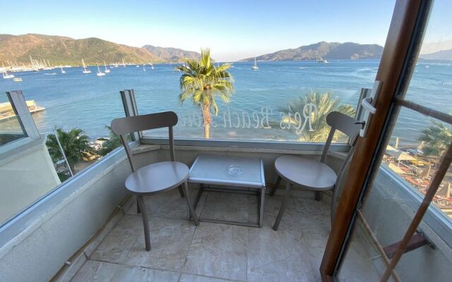 Reis Beach Hotel&Restaurant