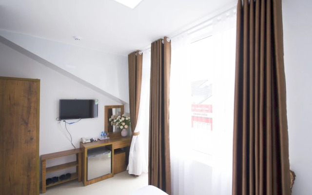 OYO 1154 Mat Troi Vang Dalat Hotel