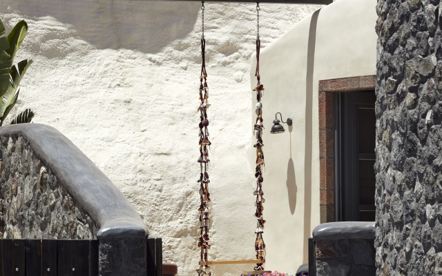 White Pearl Cavalieri - Adults Only