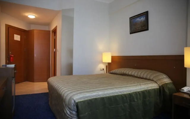 Grand Urfa Hotel