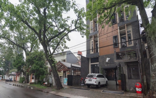 Urbanview Elephant Eleven Residence Buah Batu Bandung by RedDoorz