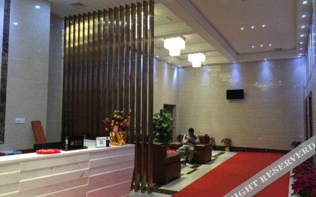 Guangzhou Dongyi Business Hotel (Changyi Subway Station)